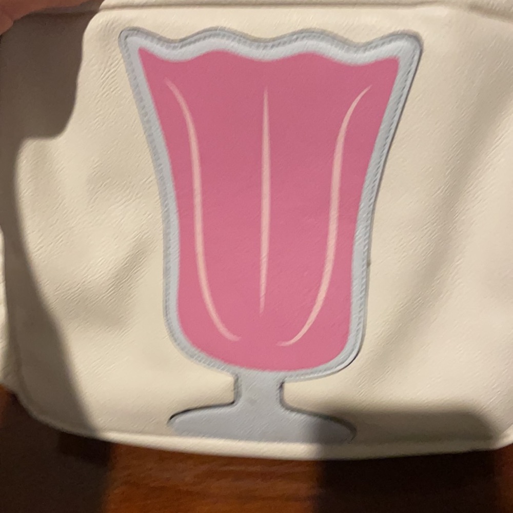 White milkshake Betsey Johnson backpack - Picture 10 of 12